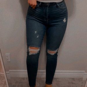 Lola Destroyed Jeans